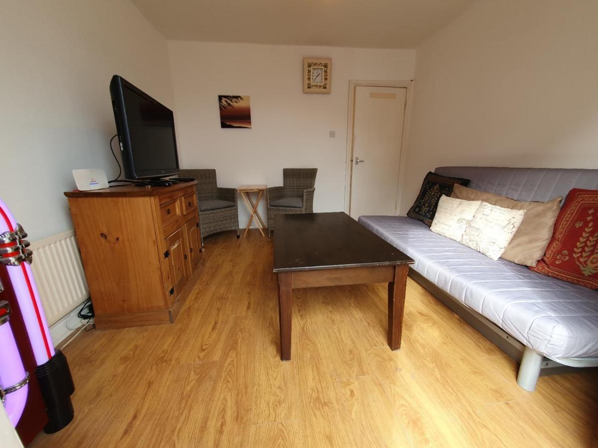 63B Willesden Lane Two Bed Apartment Лондон Екстер'єр фото